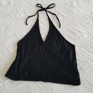 Fun and flirty, front cross slight crop halter